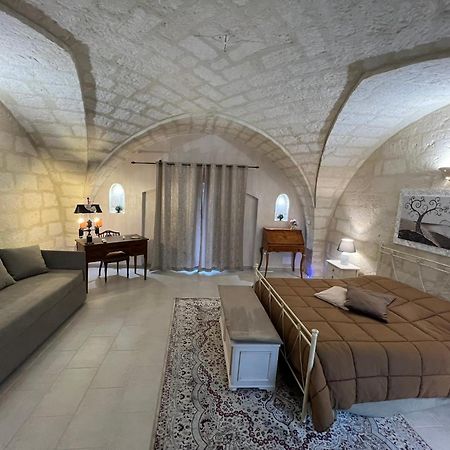 Suite Cavour Luxury Home Таранто Екстериор снимка