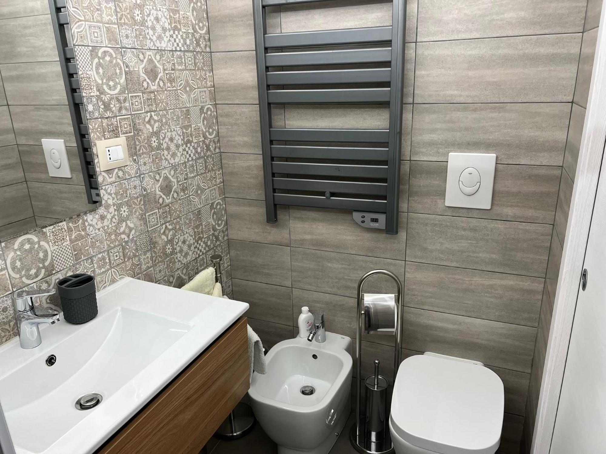 Suite Cavour Luxury Home Таранто Екстериор снимка