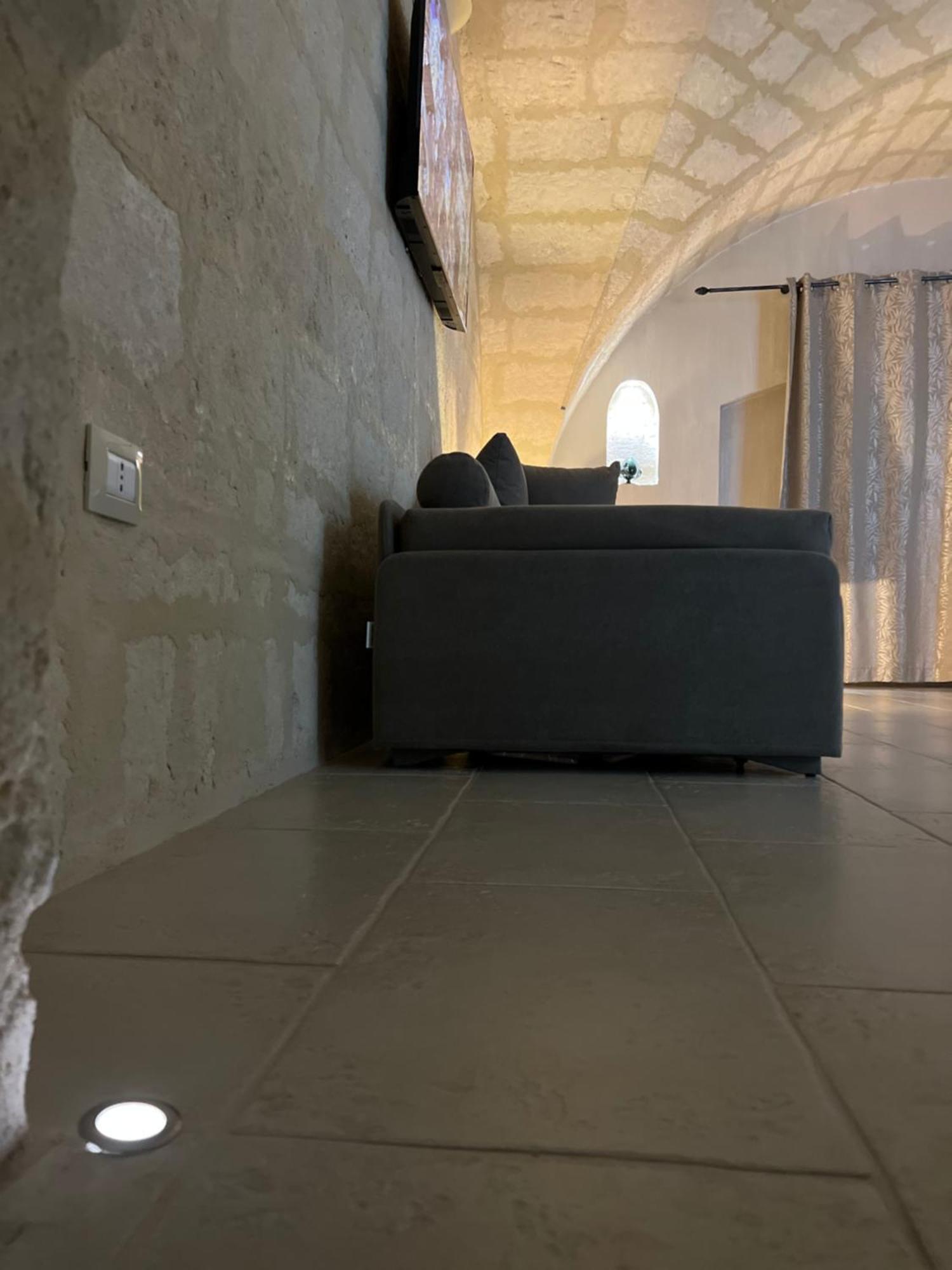 Suite Cavour Luxury Home Таранто Екстериор снимка