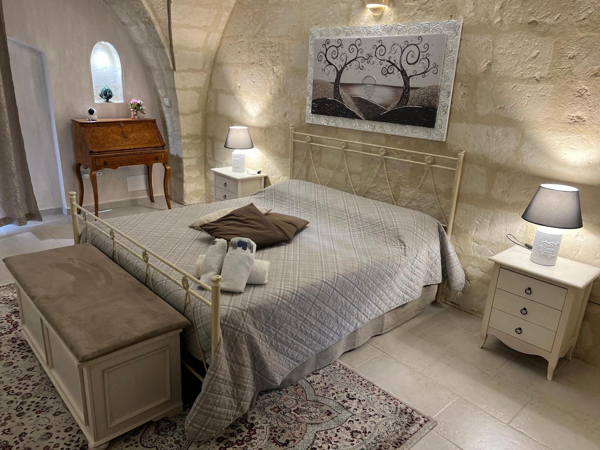 Suite Cavour Luxury Home Таранто Екстериор снимка